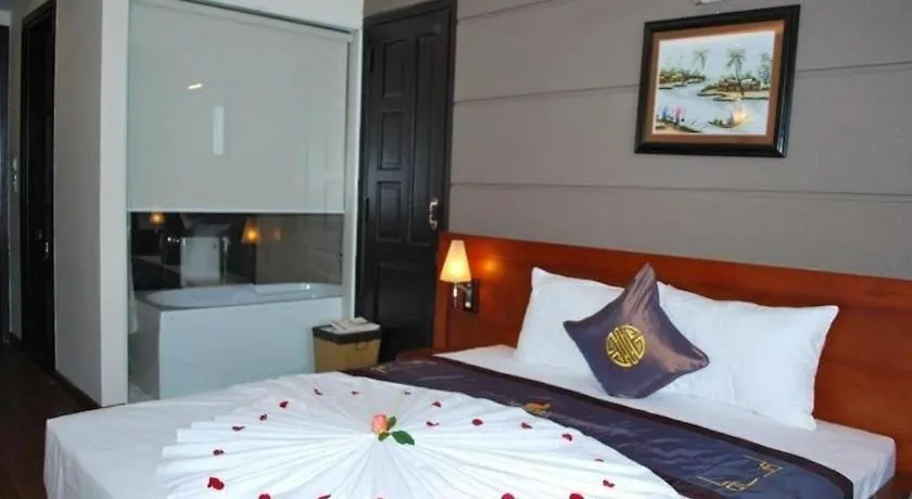 Barcelona Hotel Нячанг 3*,